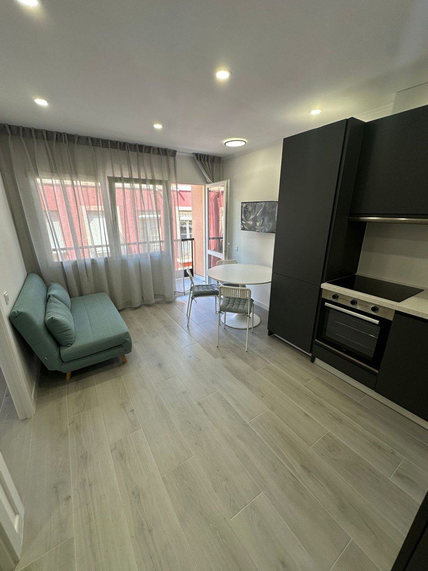 Piso en calle Teniente Llorca, 22