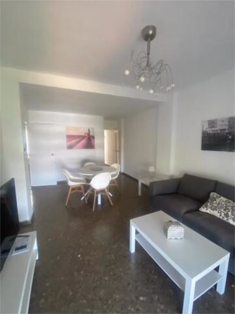 Piso en Reina Mercedes
