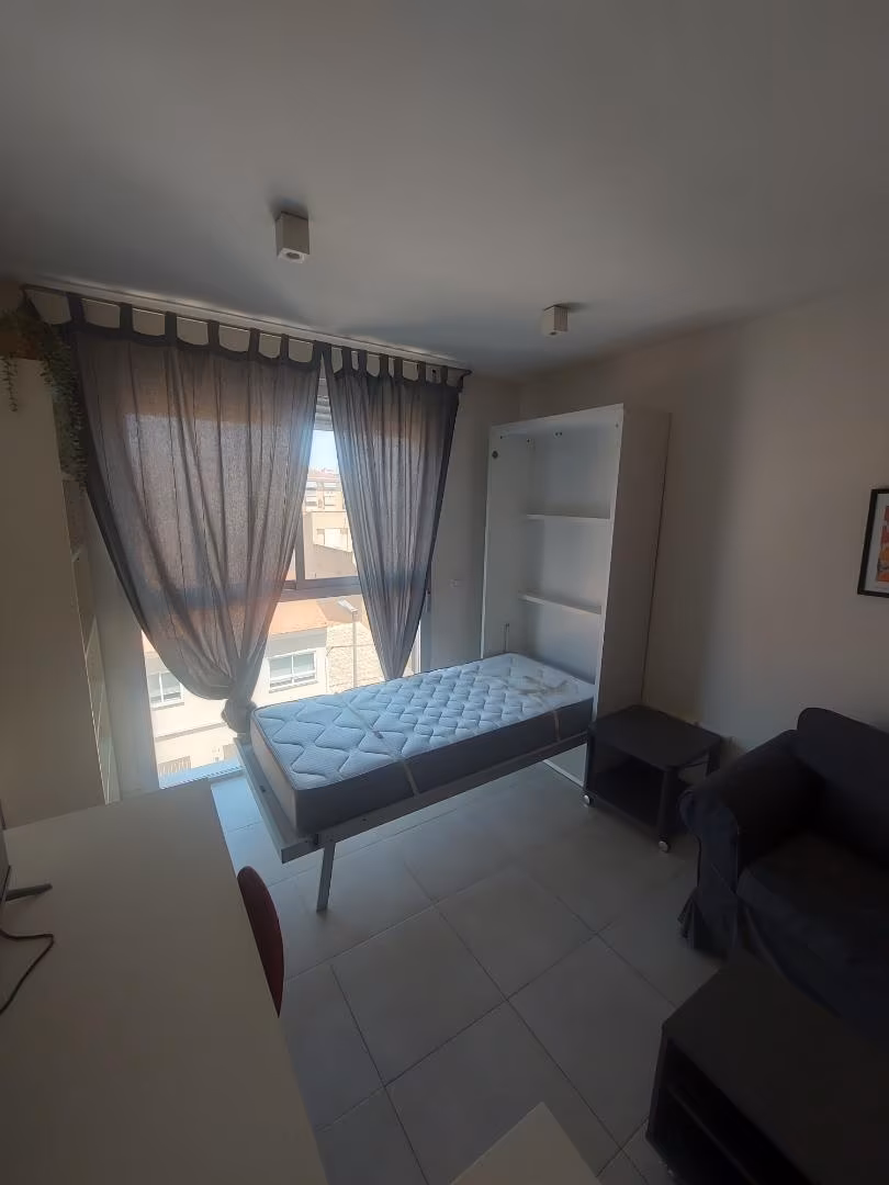 Estudio en  Avenida de los Jeronimos 33D - Foto 4