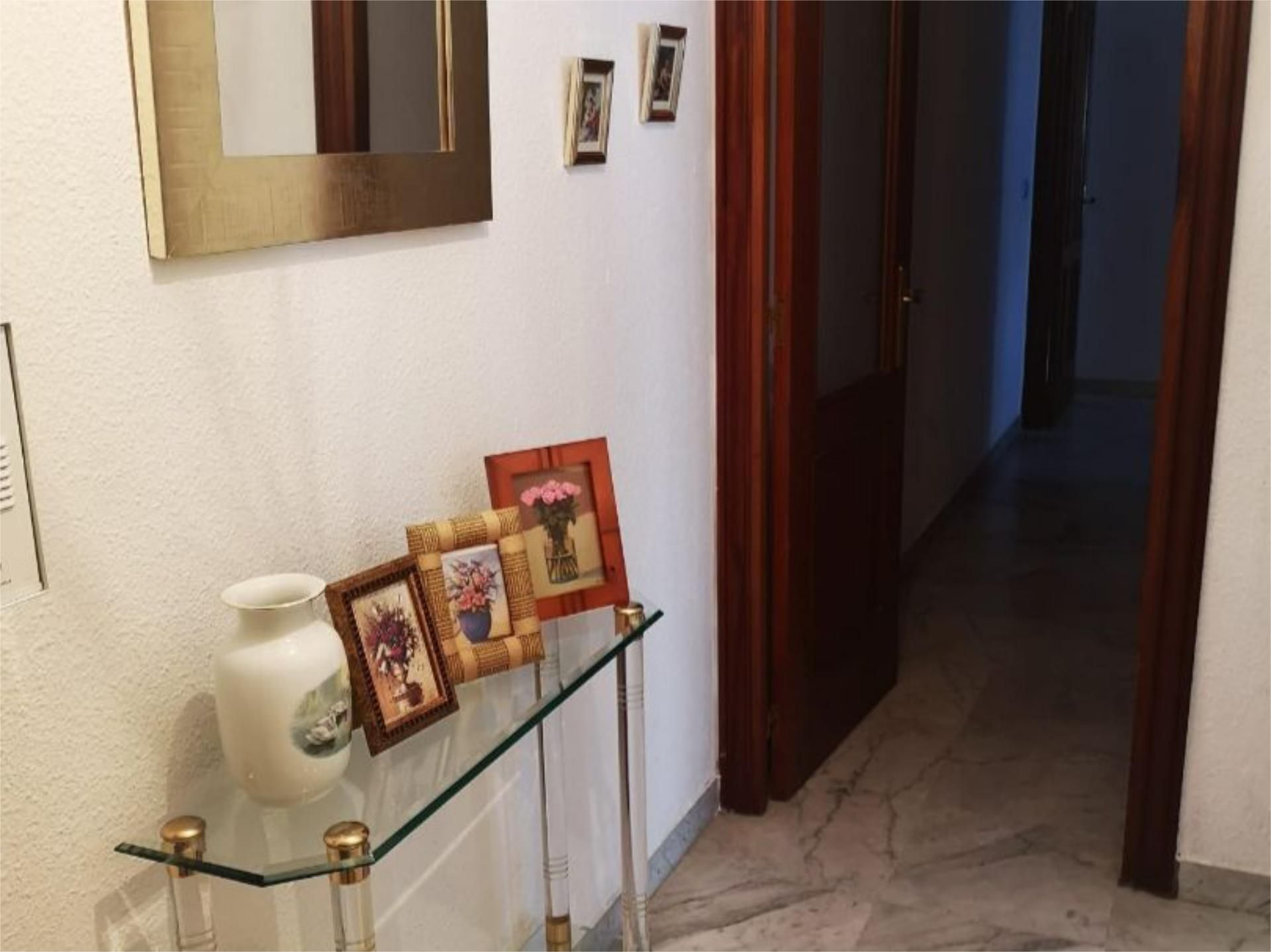 Piso en  Calle Vermondo Resta 6 - Foto 9