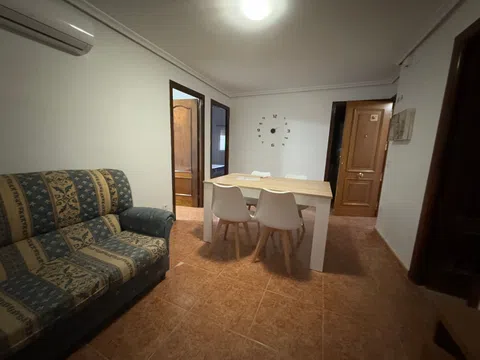 Piso en calle Loja, 4