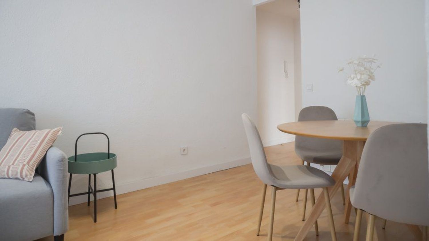 Piso en Juan de la Cierva - Foto 2