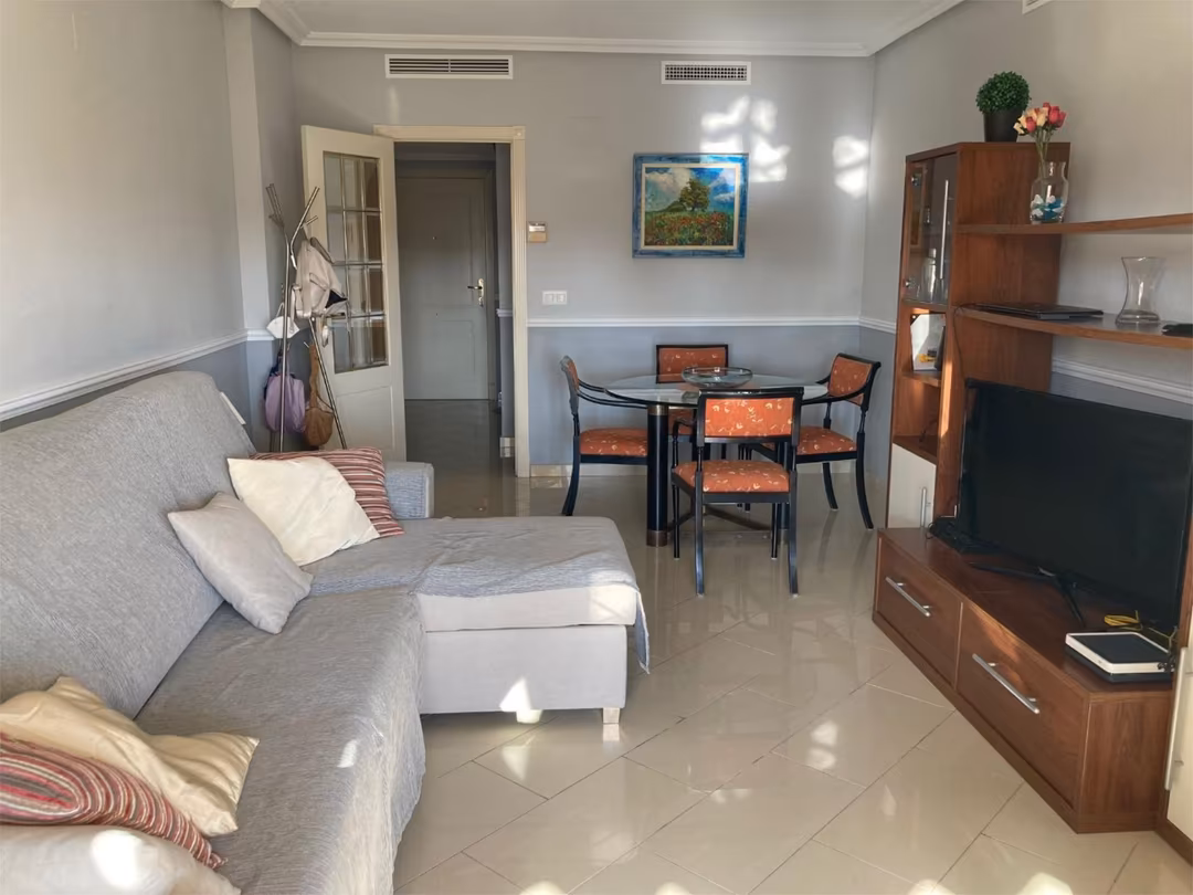 Piso en  Avenida Pintor Fernando Soria 35