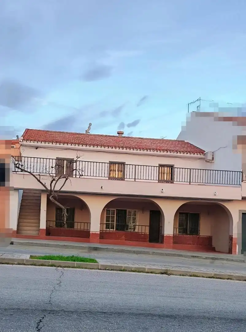 Local comercial en  Calle Lope de Rueda 310 - Foto 2