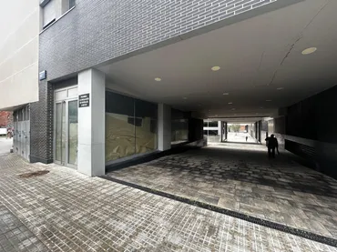 Local comercial en Cornellà de Llobregat - Foto 1