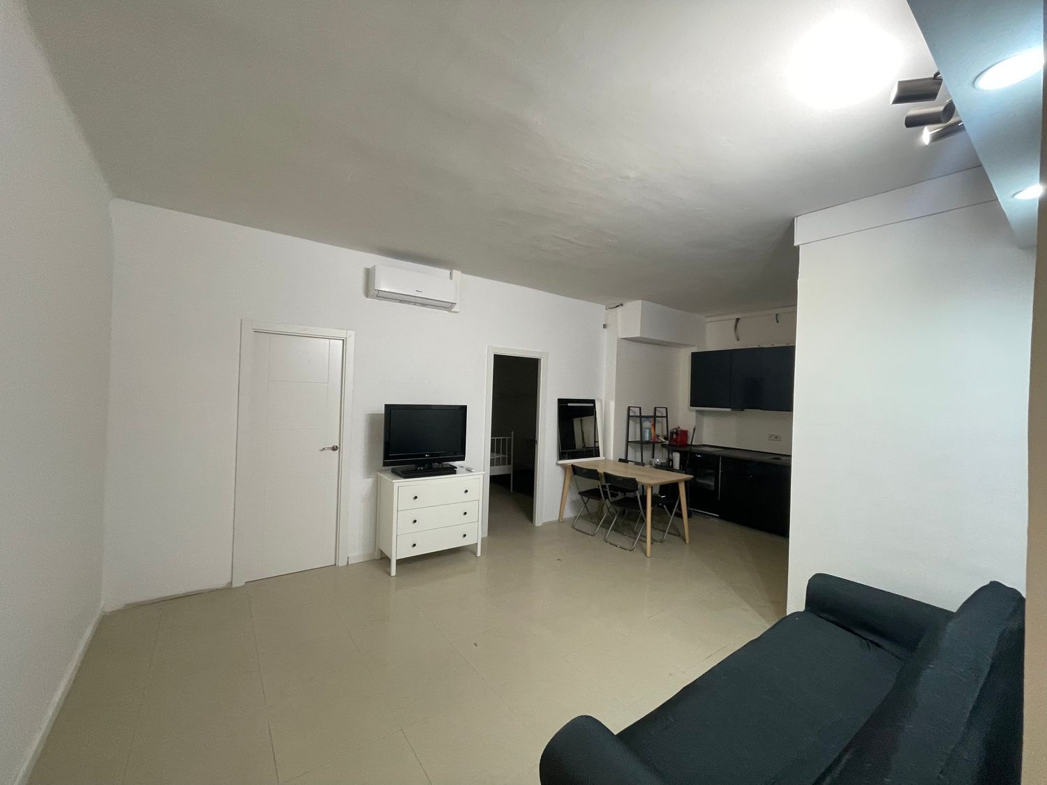 Piso en calle de Monterols, 6 -8