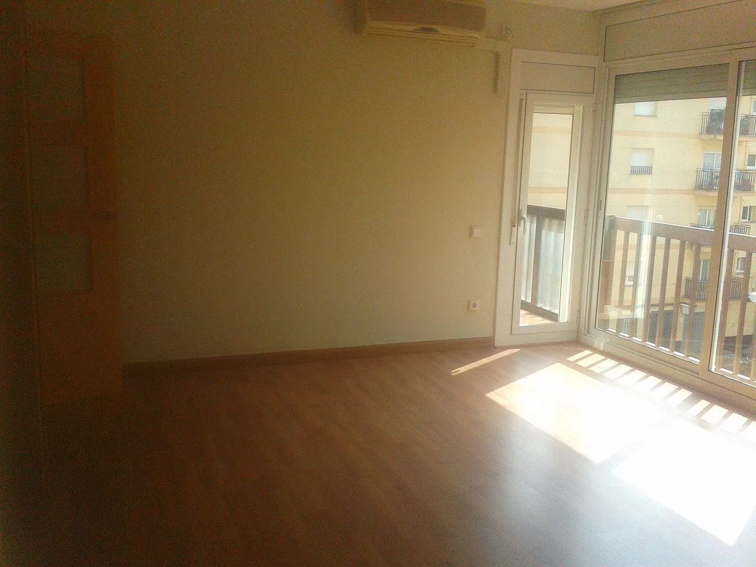 Piso en Urb. escuelas Barrio Escoles - Foto 2