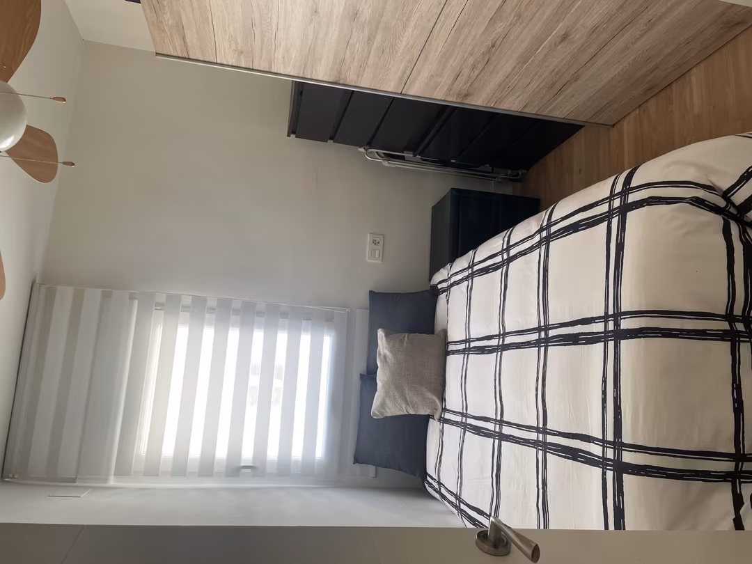 Piso en  Calle Ataulfo Argenta 2 - Foto 18