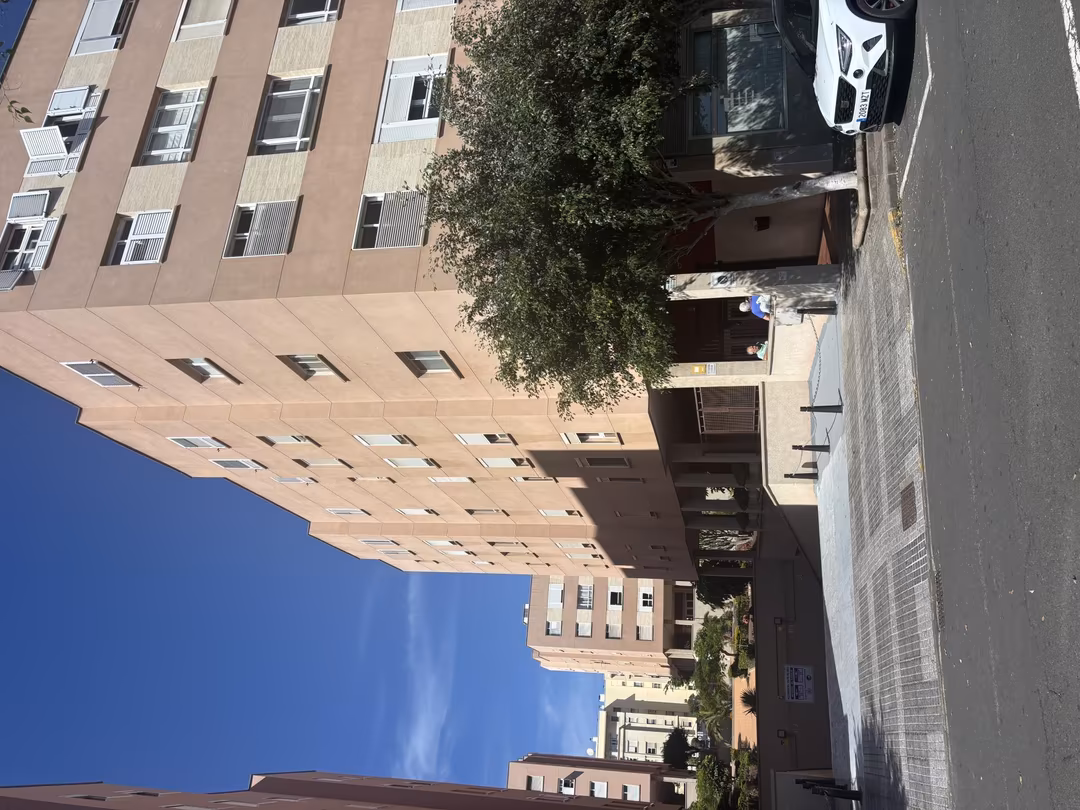 Piso en  Calle Lomo la Plana 24