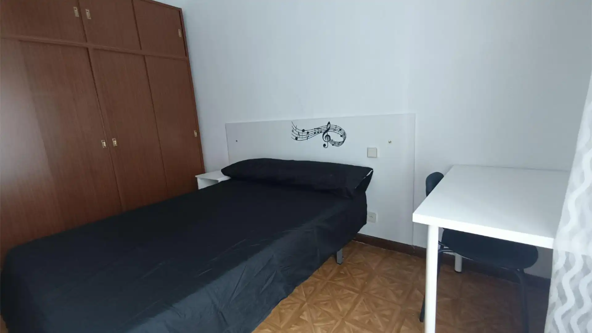 Piso en  Calle del General Lacy 7 - Foto 17