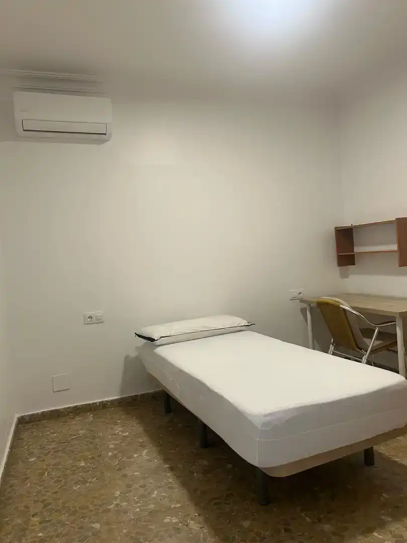 Chalet en  Calle Angel Ganivet 2 - Foto 4