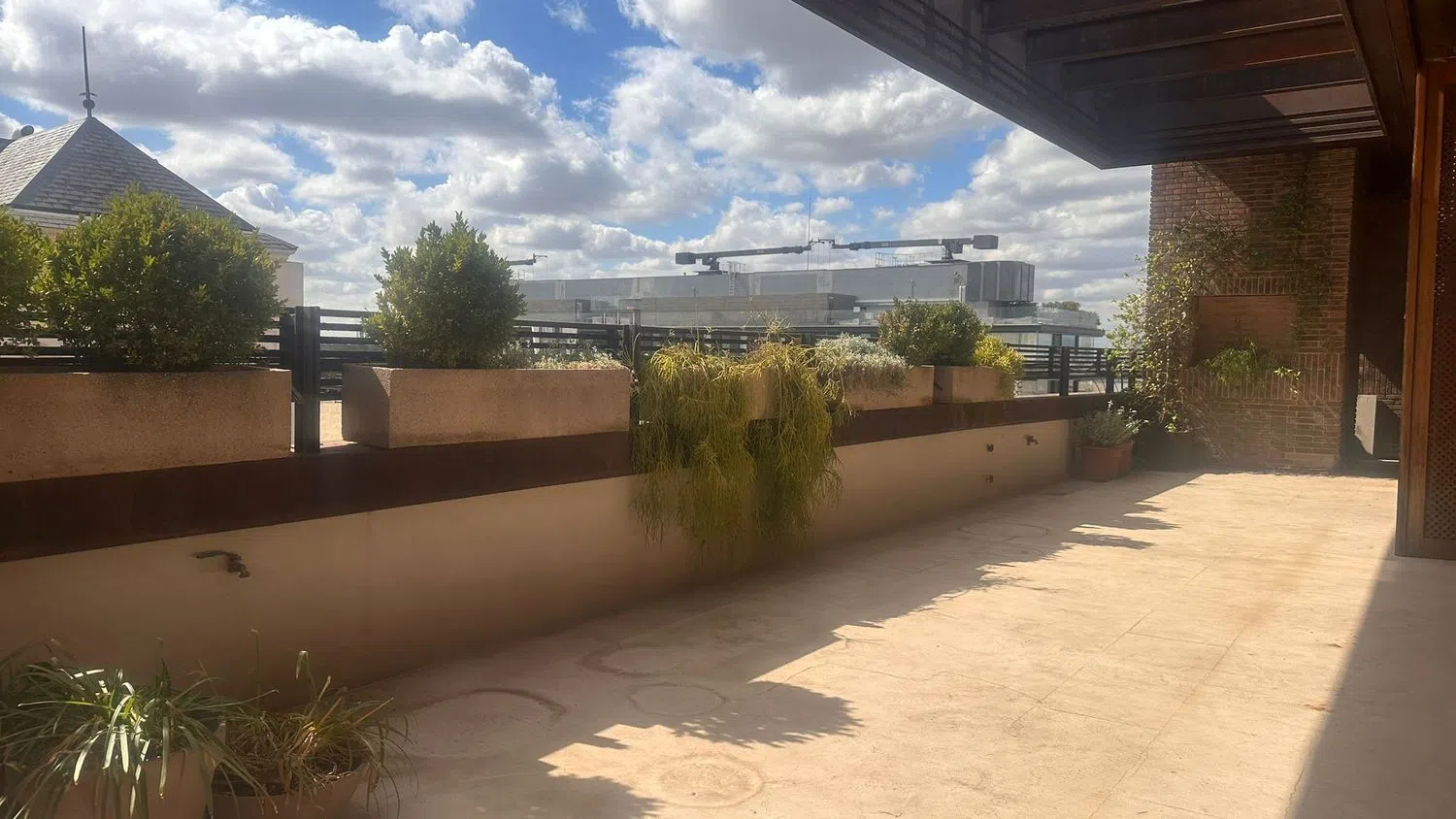 Ático en Barrio Castellana - Foto 1