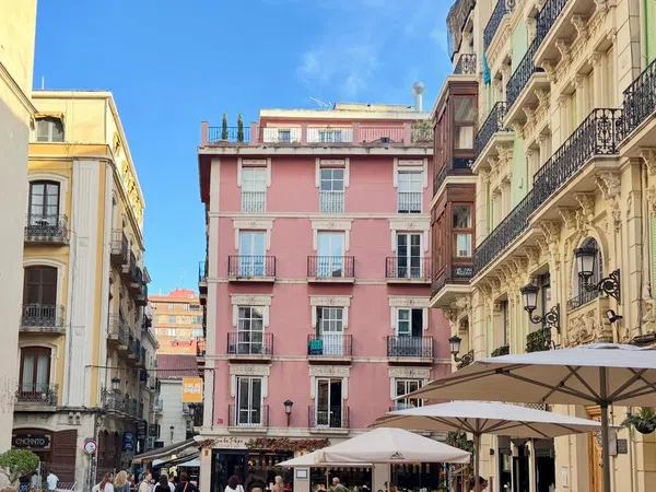 Piso en Calle Muñoz - Foto 1