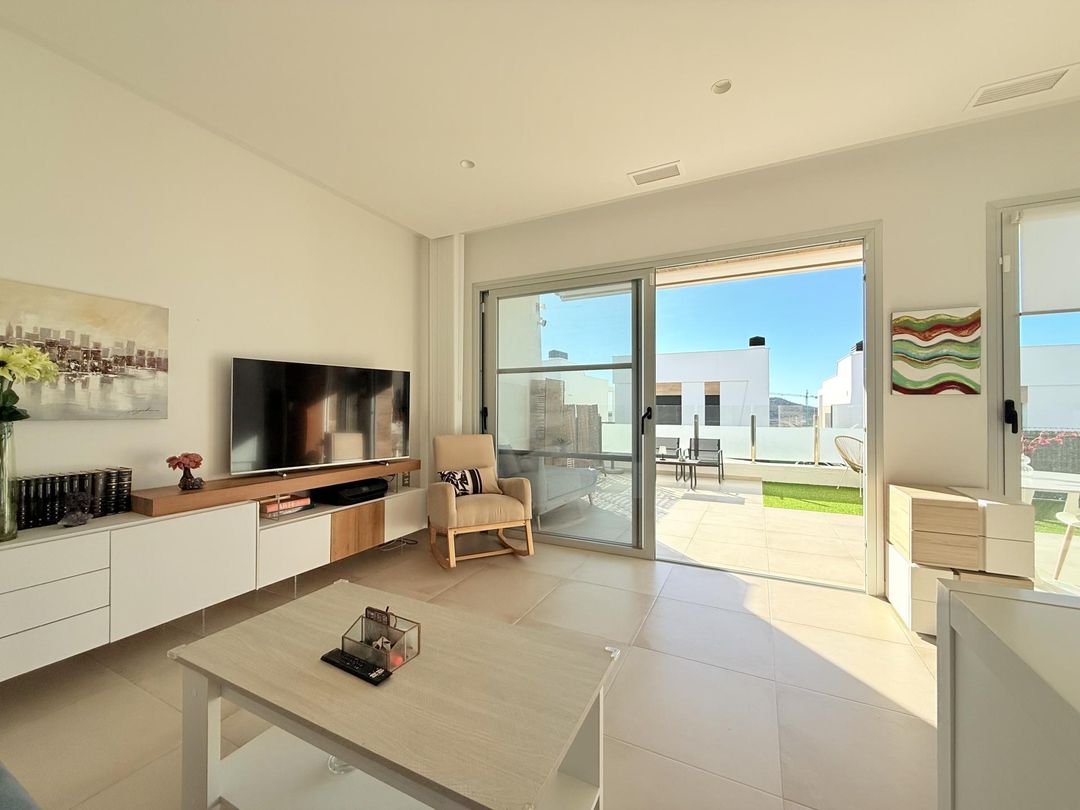 Planta baja en  Carrer d'Equador 22 - Foto 10