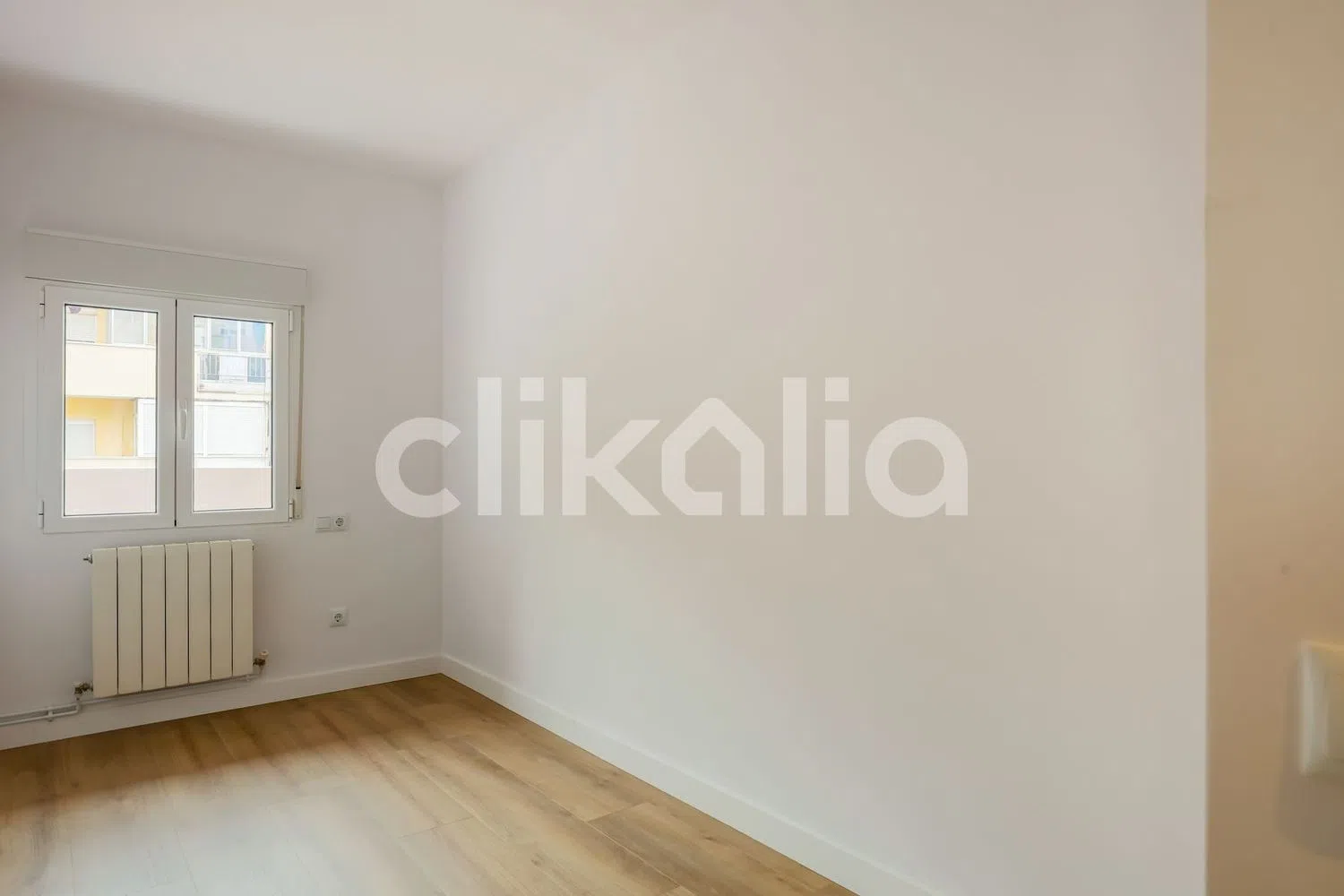 Piso en avenida Reyes Católicos - Foto 12