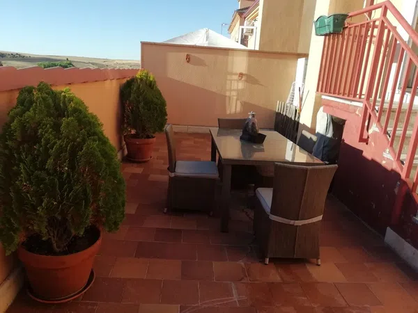 Dúplex en Avenida de Enriqueta Peigneaux, 25 - Foto 1