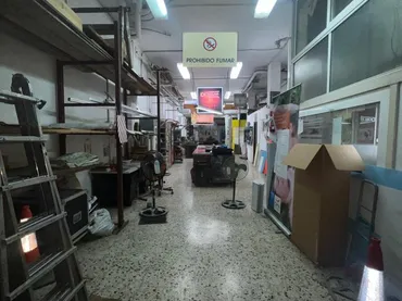 Local comercial en  Carrer Mossèn Jaume Busquet - Foto 10