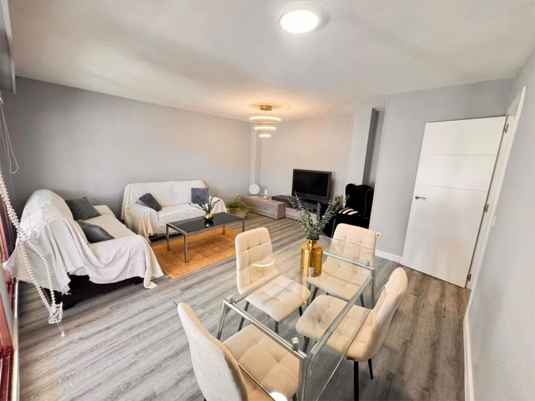 Piso en  Avenida Pintor Baeza 7-5 - Foto 4