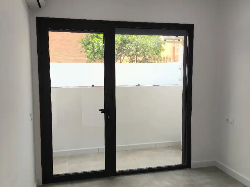 Planta baja en  Calle Virgen de la Concepción 1 - Foto 17