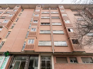 Piso en  Calle de Irunlarrea 50 - Foto 22