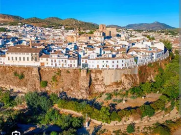 Chalet en Casa Andaluza en Priego de Córdoba - Foto 1