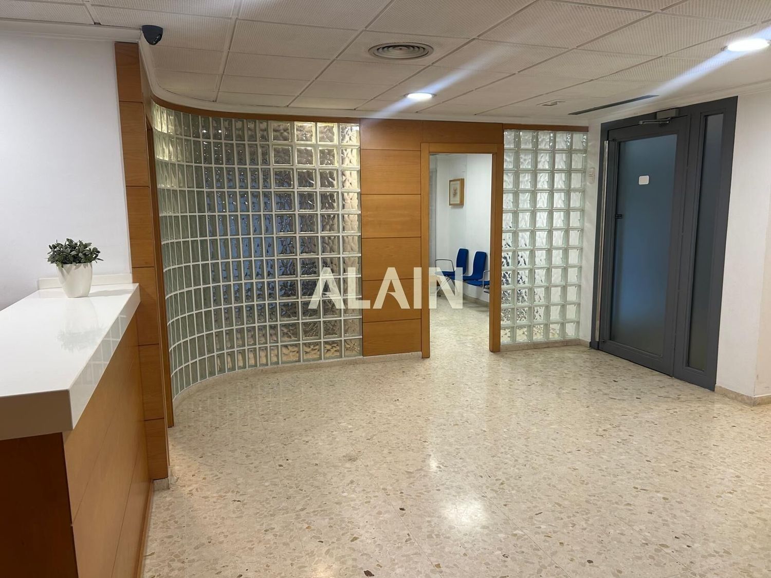 Local en Jaume Roig - Foto 2