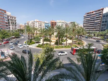 Piso en   Plaça Luceros - Foto 3