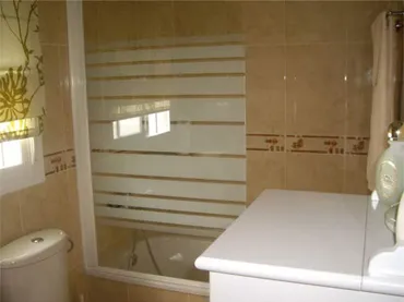 Casa adosada en Residencial Rio Piedras - Foto 5