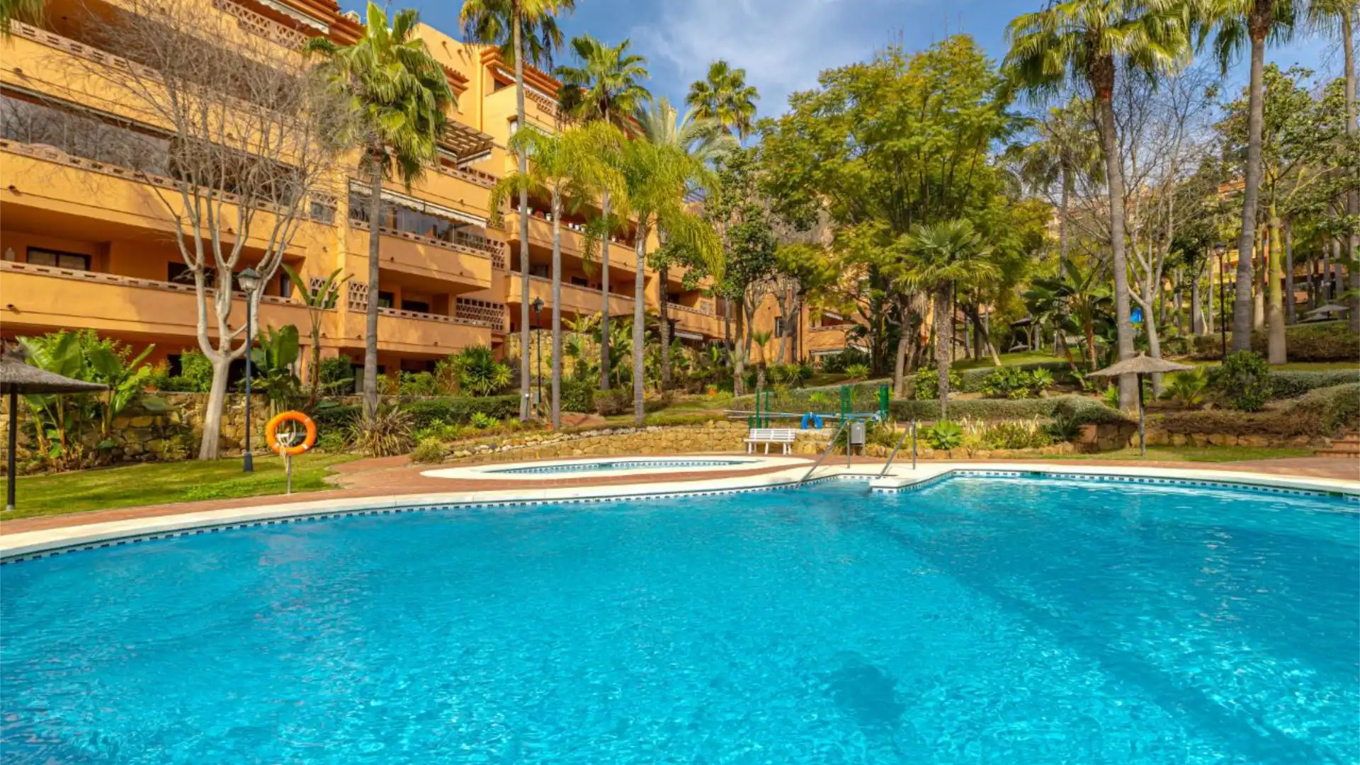 Piso en  Avenida Conde Rudi 2 - Foto 1