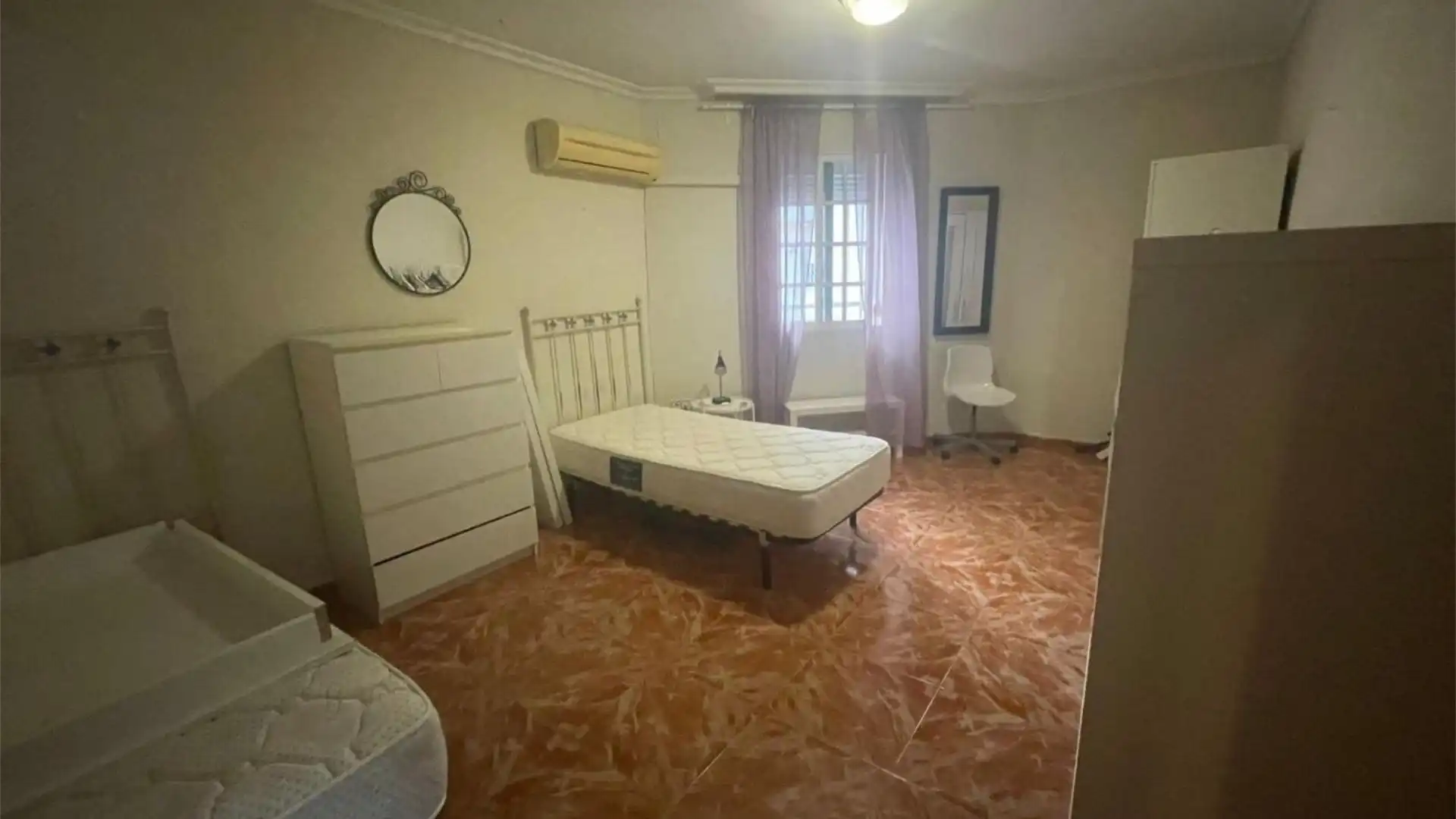 Piso en  Avenida de Miraflores 63 - Foto 2