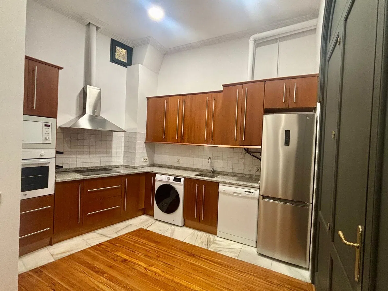 Piso en Barrio Huertas-Cortes - Foto 9