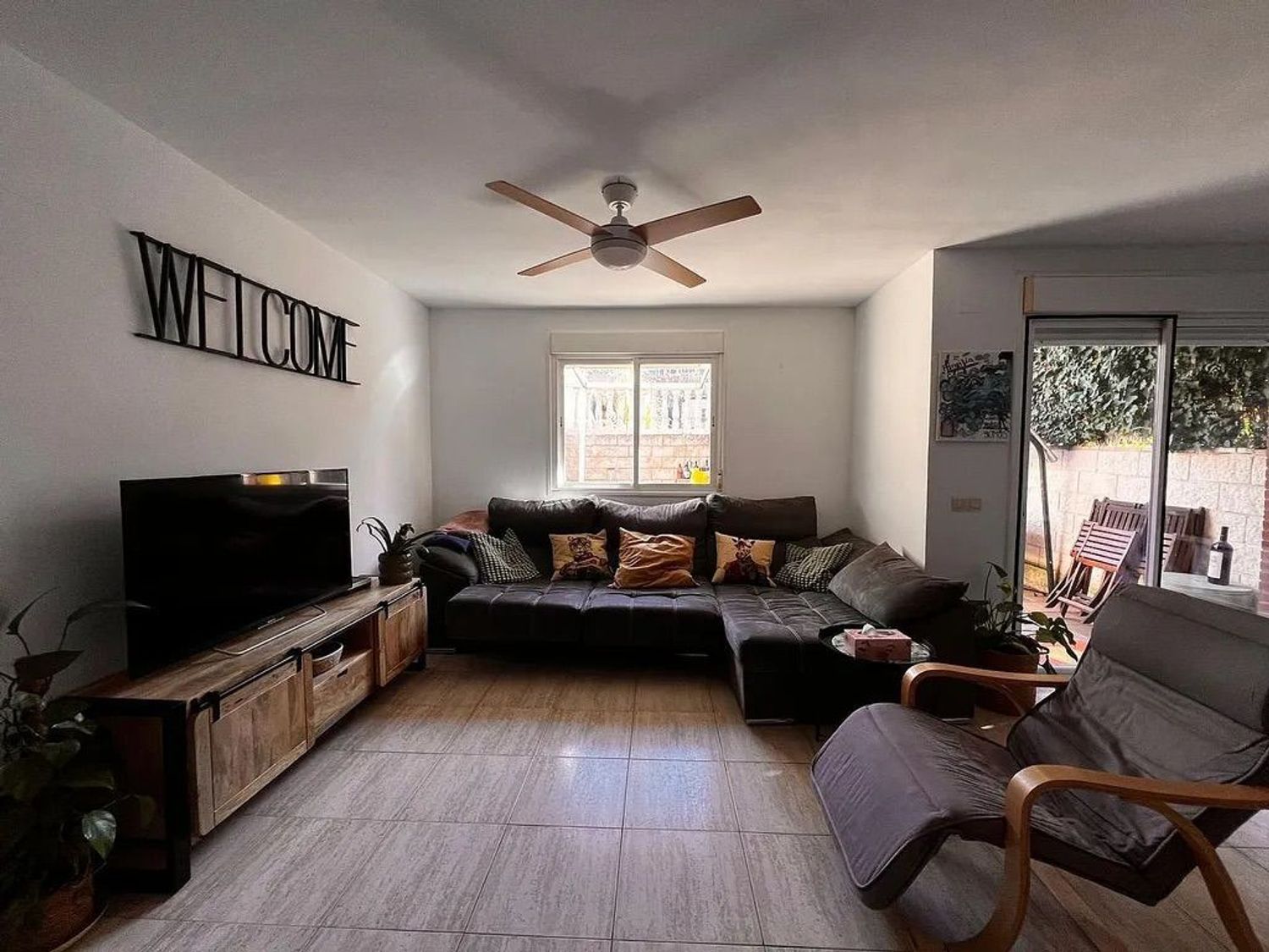 Chalet adosado en calle Lago Como, 23