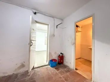 Local comercial en Terrassa - Foto 5