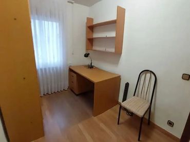 Piso en  Avenida Pablo Picasso 25 - Foto 9