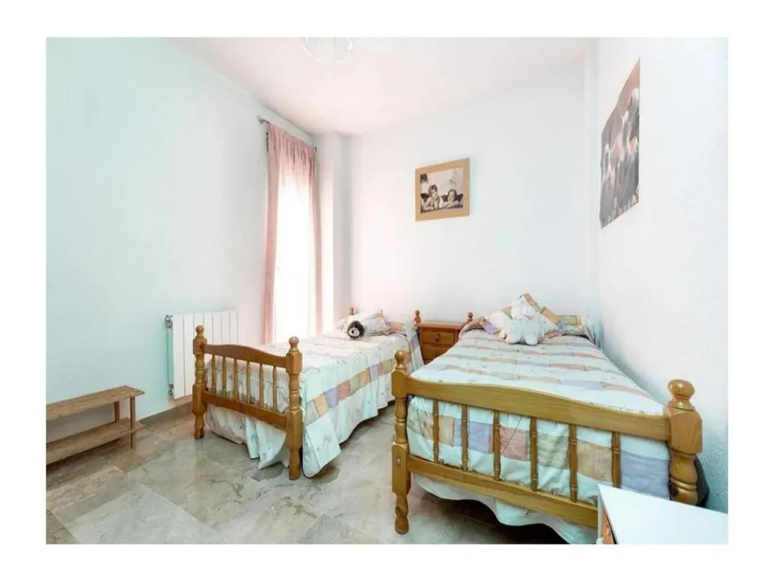 Piso en  Calle Aljibe Alto 11 - Foto 9