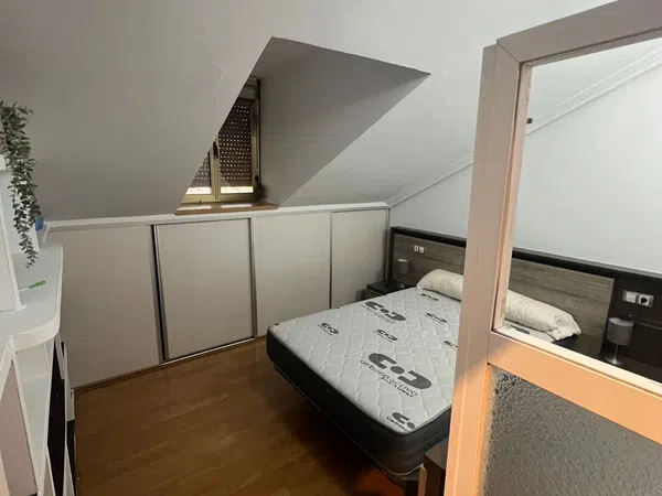 Ático en Calle Bermúdez de Castro, 99, HUCA-La Cadellada - Foto 1