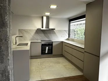 Piso en  Carrer de Gutenberg 4 - Foto 4
