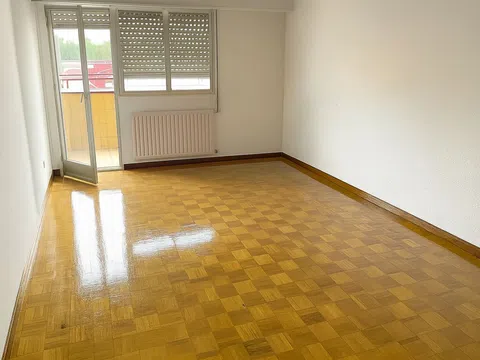 Piso en calle del Cardenal González de Mendoza, 23
