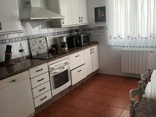 Chalet adosado en Almendralejo - Foto 4