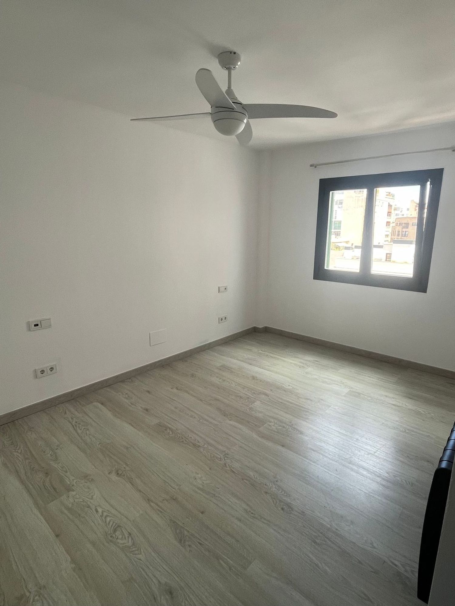 Ático en calle de Salvà, 12 - Foto 5