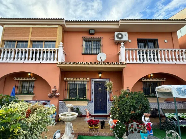Chalet adosado en Calle Leonora, 10, Fuente Alegre - El Chaparral - Los Morales - Foto 1