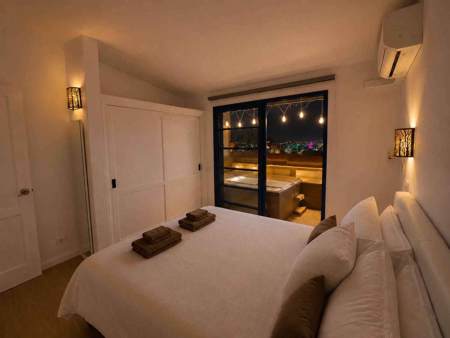 Chalet adosado en Calle Einstein, 95 - Foto 4