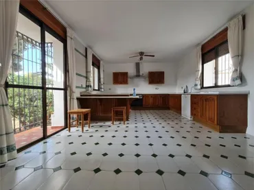 Piso en  Avenida de Álvaro Domecq 40 - Foto 4