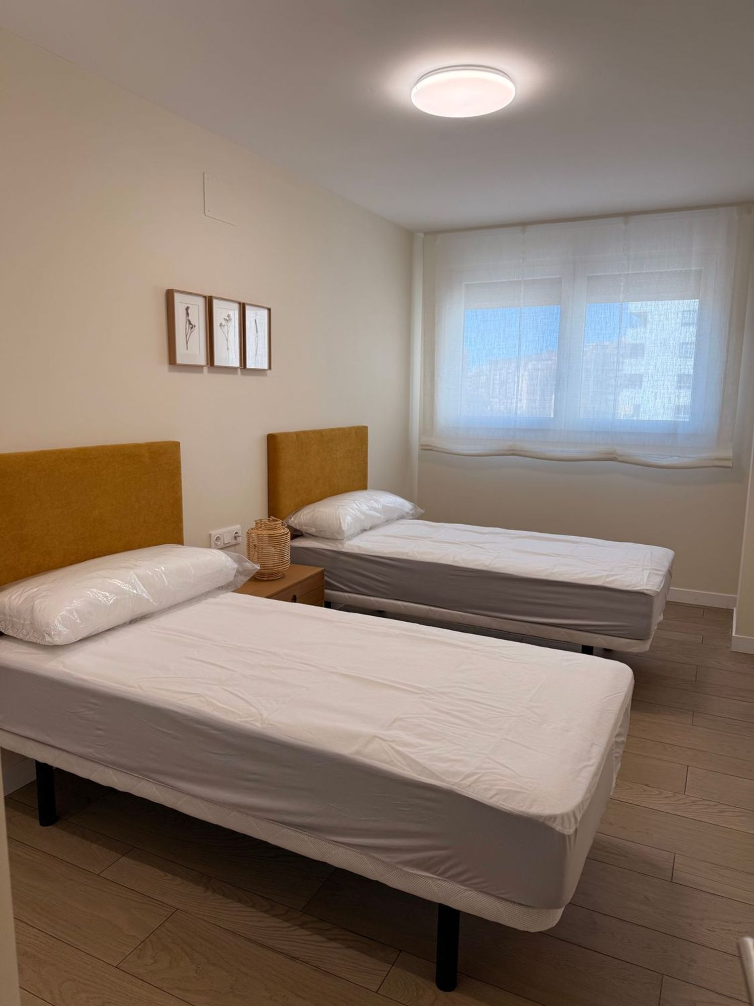 Piso en calle Arquitecto Guardiola, 50 - Foto 2