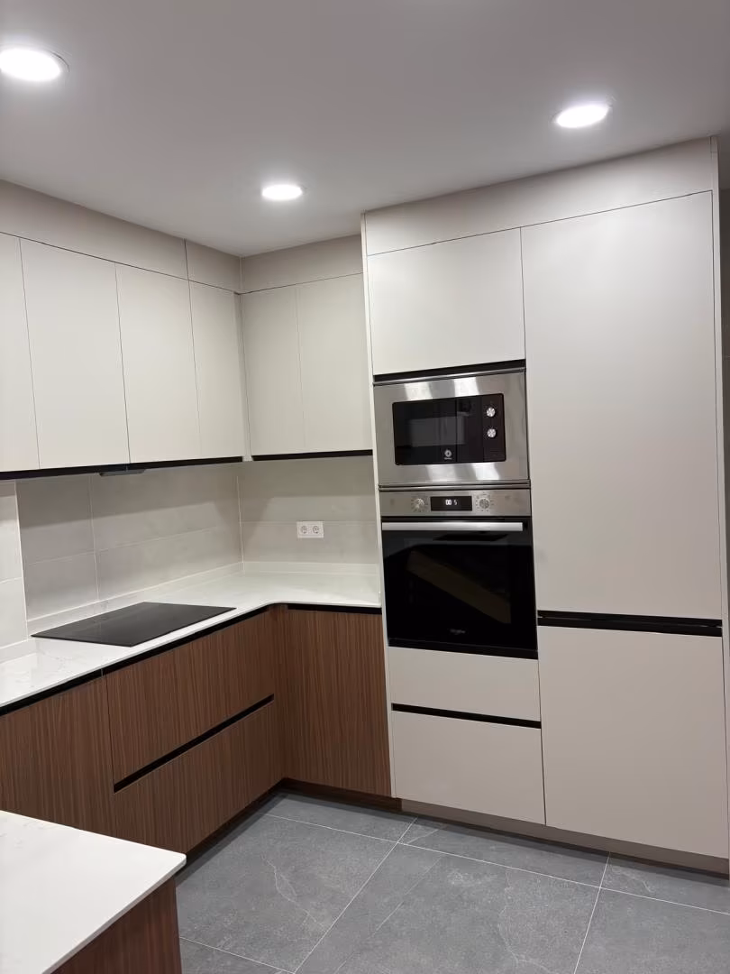 Piso en  Carrer de Sant Vicent Màrtir 215 - Foto 2