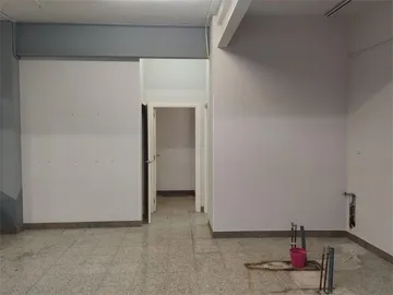 Local comercial en  Carrer de Campfaso 47 - Foto 4