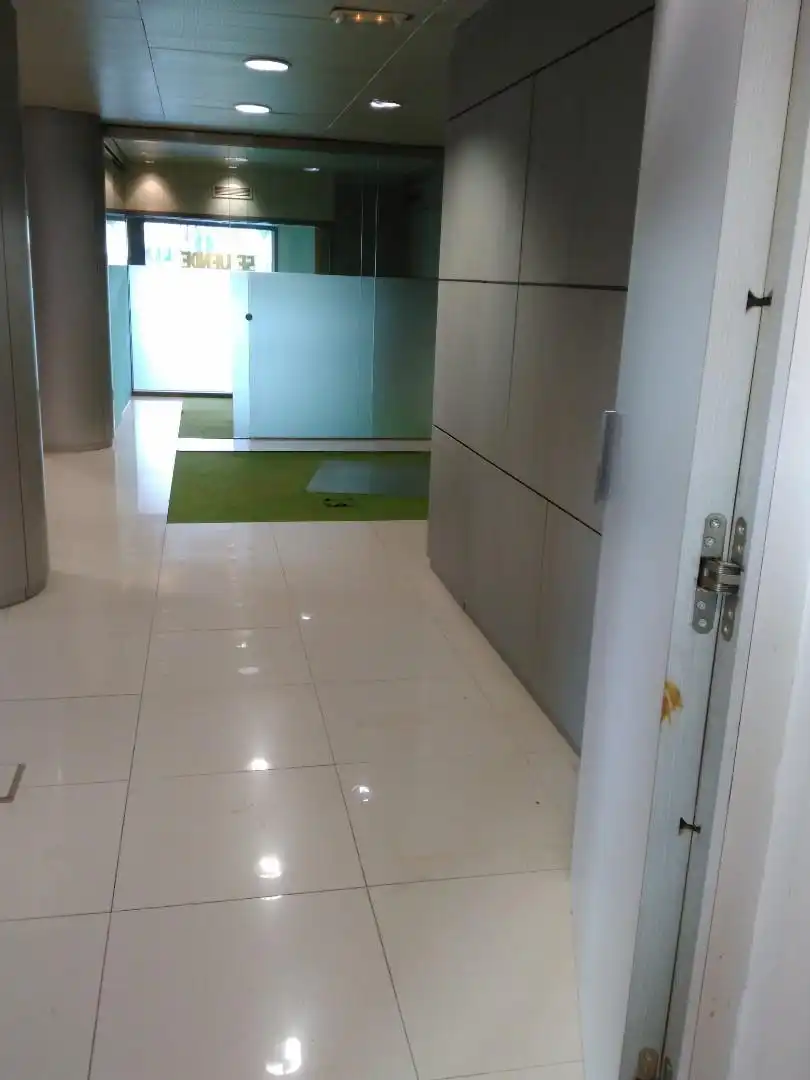 Local comercial en L'Hospitalet de Llobregat - Foto 5