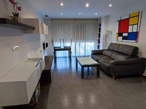 Piso en calle los Carrascos, 128