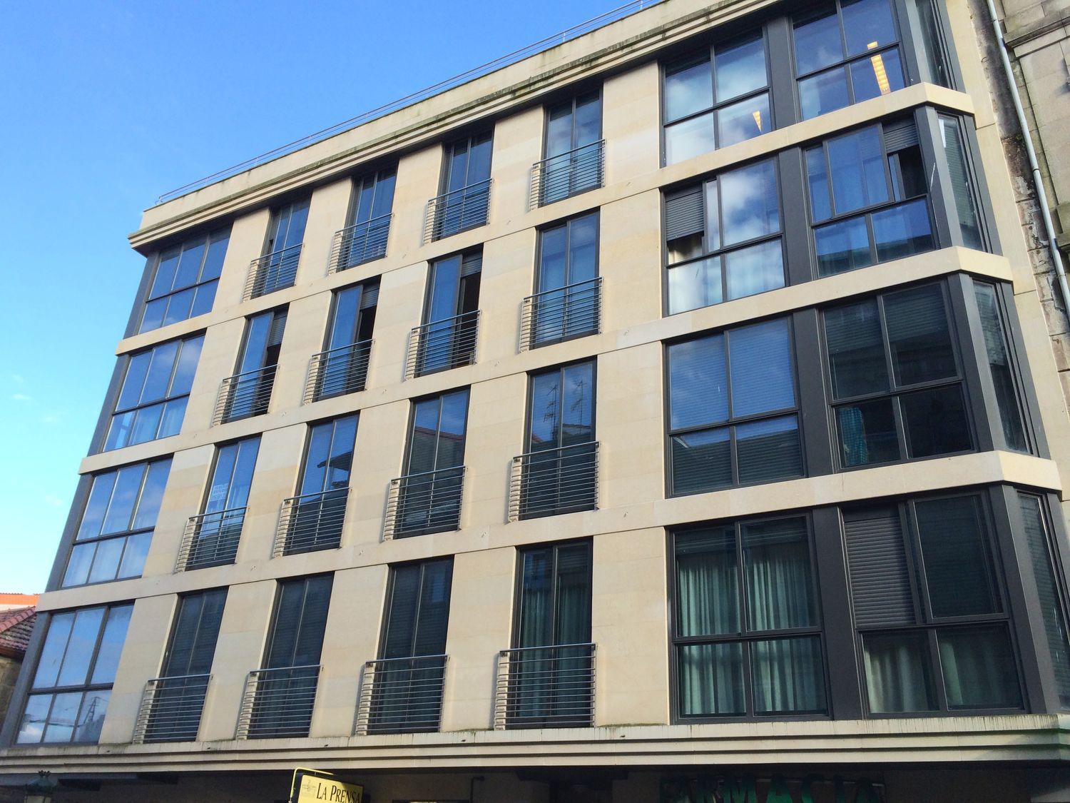 Estudio en calle da Ronda de Don Bosco, 52 - Foto 14