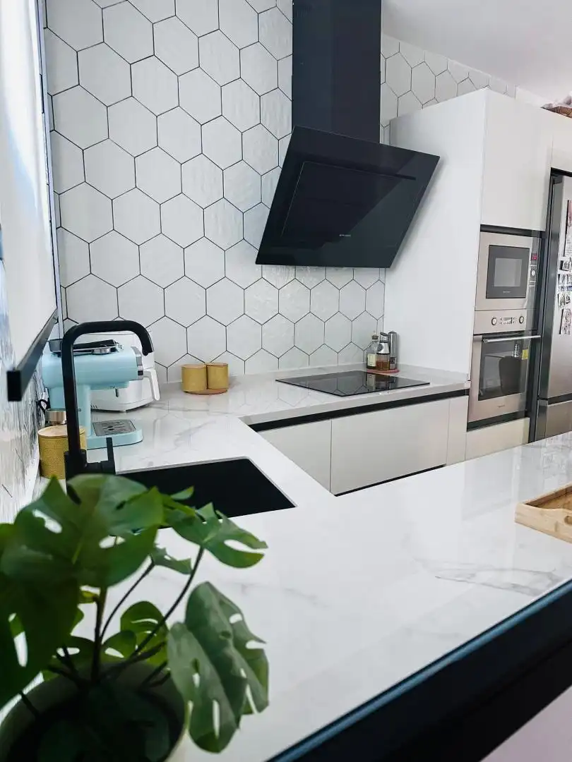 Casa adosada en  Calle Buganvilla Azul 8 - Foto 1